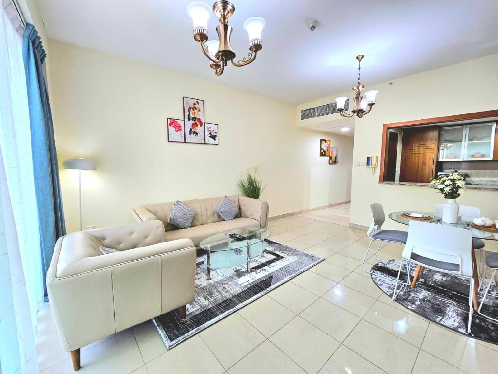 Trinity Holiday Homes - Standpoint Tower Downtown ดูไบ ภายนอก รูปภาพ