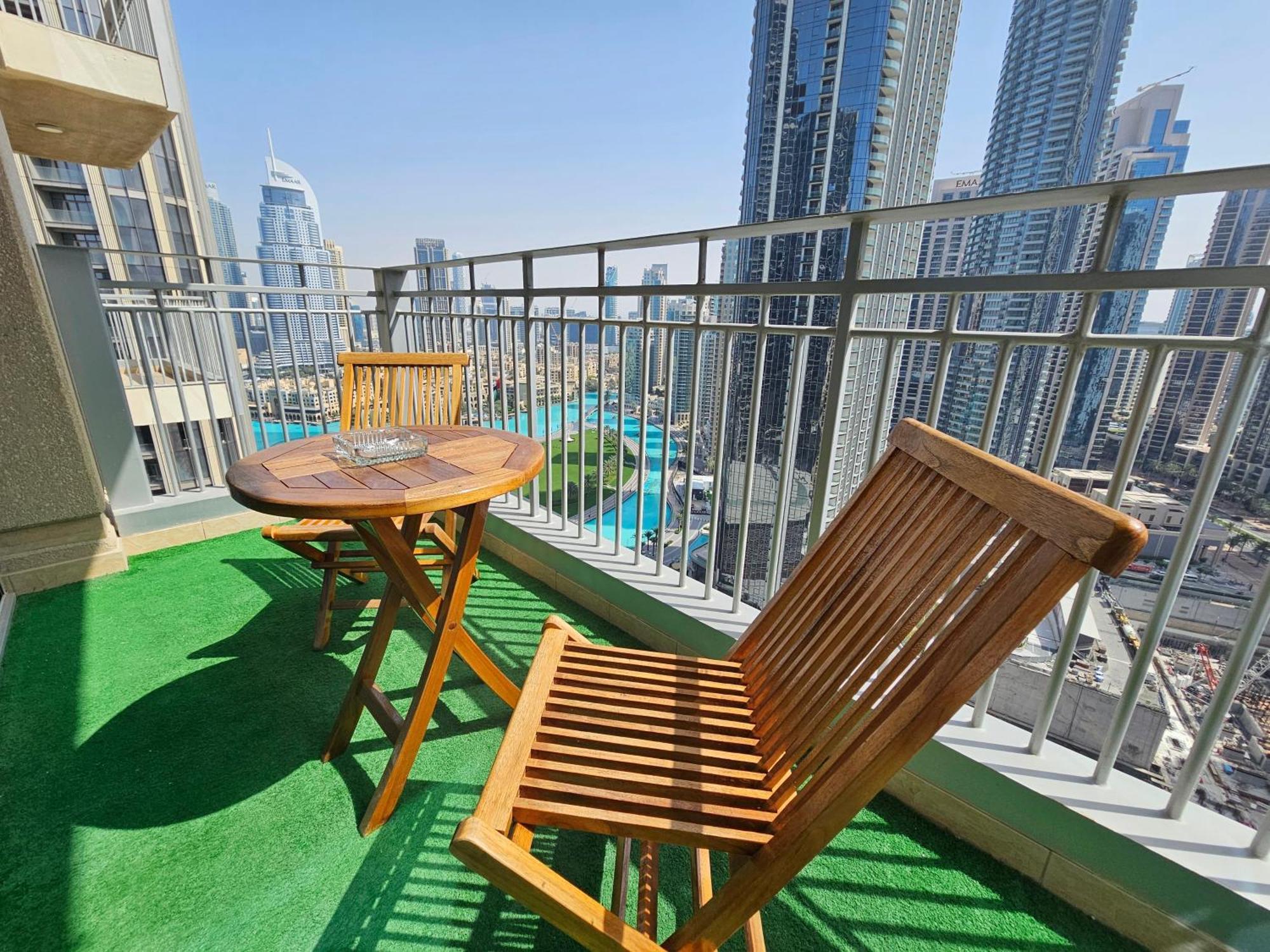 Trinity Holiday Homes - Standpoint Tower Downtown ดูไบ ภายนอก รูปภาพ